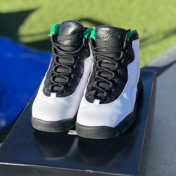 seattle 10s jordans